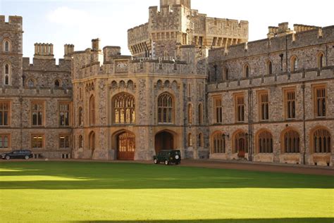 il piu grande castello dei tudor|Il castello di Windsor .